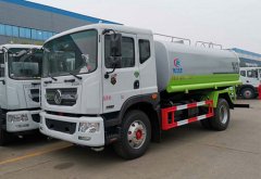 下雨后，灑水車上路作業(yè)，是否多此一舉？