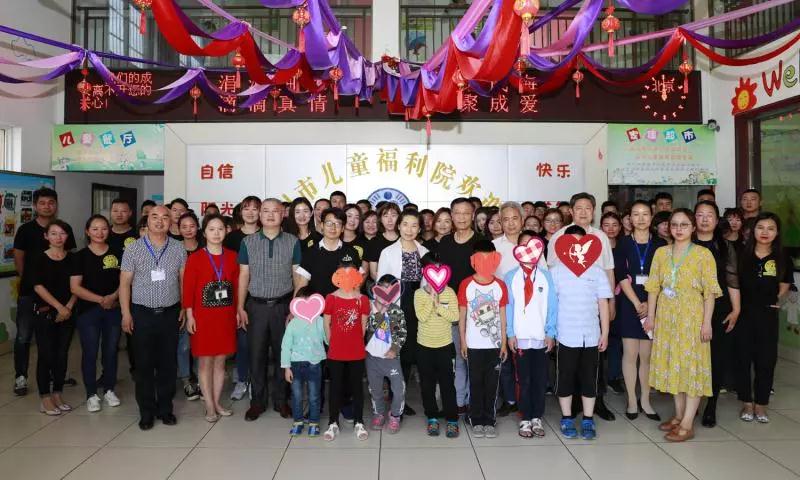 弘揚(yáng)傳統(tǒng)美德，關(guān)愛(ài)兒童成長(zhǎng)----首屆“魅力隨州，多彩程力”抖音大賽捐贈(zèng)公益活動(dòng)紀(jì)實(shí)