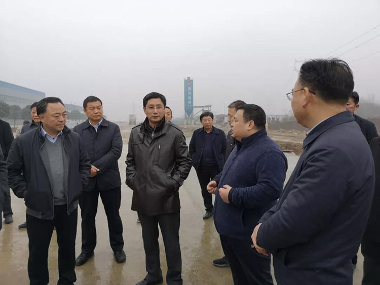 隨州市委、市人大代表團蒞臨程力集團商用車產(chǎn)業(yè)園視察